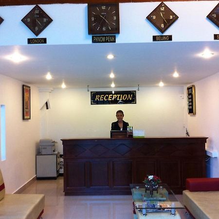Trasak Pa-Em Hotel & Restaurant Phnom Penh İç mekan fotoğraf