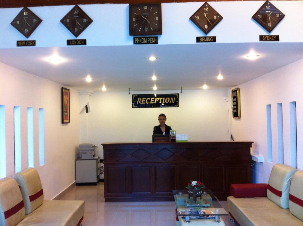 Trasak Pa-Em Hotel & Restaurant Phnom Penh İç mekan fotoğraf