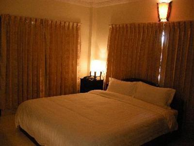 Trasak Pa-Em Hotel & Restaurant Phnom Penh Dış mekan fotoğraf